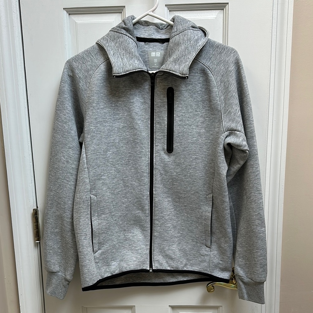 Uniqlo Gray Zip-Up Hoodie